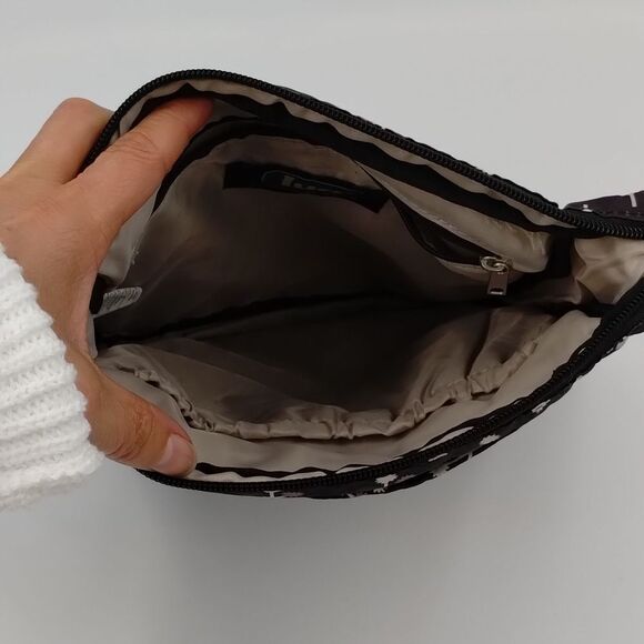 LUG crossbody bag black white tiny floral motif adjustable strap LUG - Picture 5 of 11